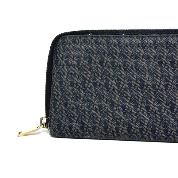 YSL Logo Zipper Wallet - Picture 4 of 16